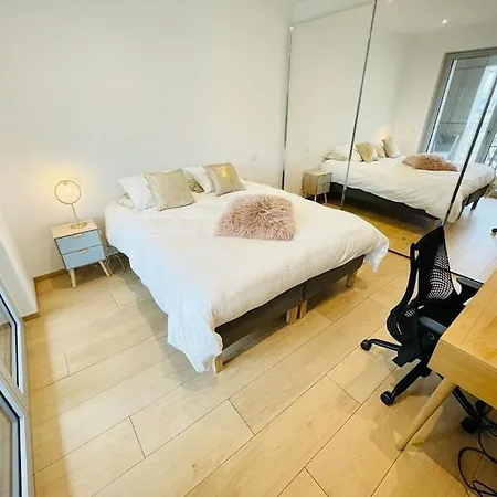 Luxury 3 Bedrooms Flat In The Heart Of Gasperich Terrace And Parking-cd2 Apartmán