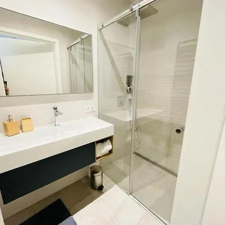 Luxury 3 Bedrooms Flat In The Heart Of Gasperich Terrace And Parking-cd2 *